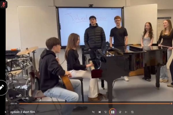 One World, Many Voices – Kreative Vielfalt in der ersten Erasmus+/eTwinning - Projektphase - WPU - Europa 